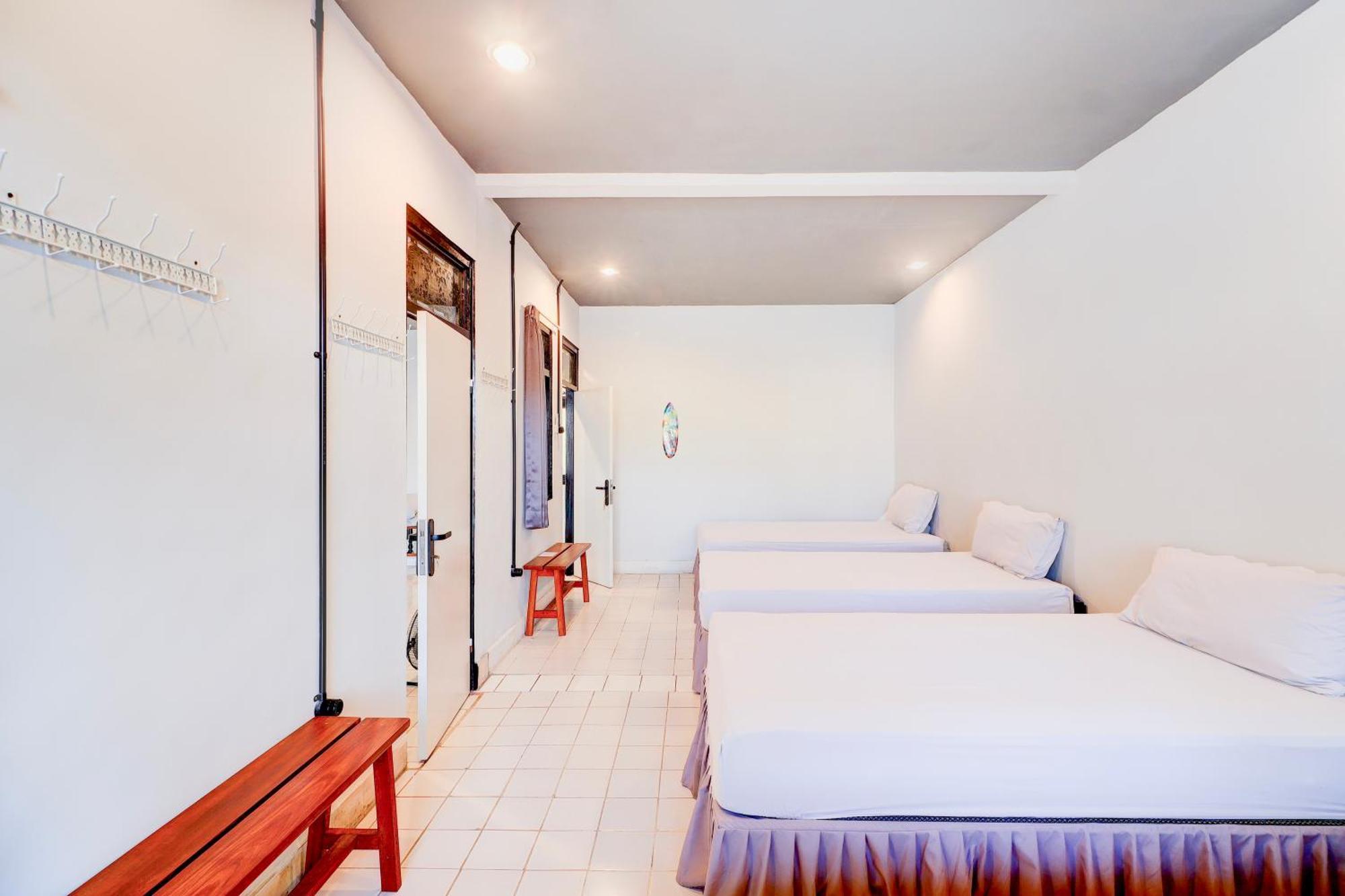 Collection O Legian Near Legian Beach Екстериор снимка