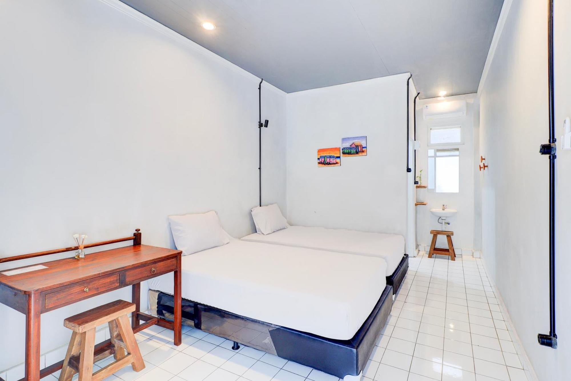 Collection O Legian Near Legian Beach Екстериор снимка