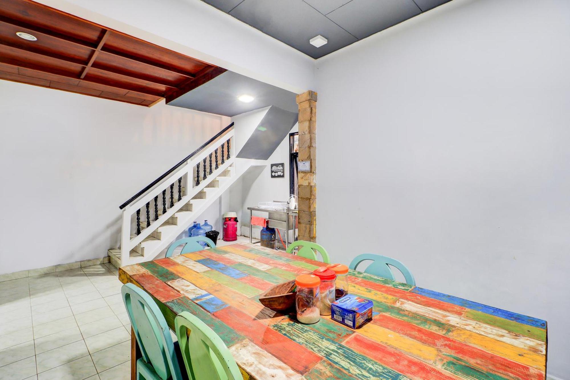 Collection O Legian Near Legian Beach Екстериор снимка